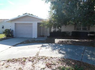 8038 Fox Hollow Dr, Port Richey, FL 34668