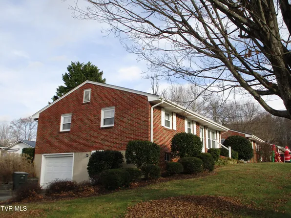601 Bingham St, Elizabethton, TN 37643