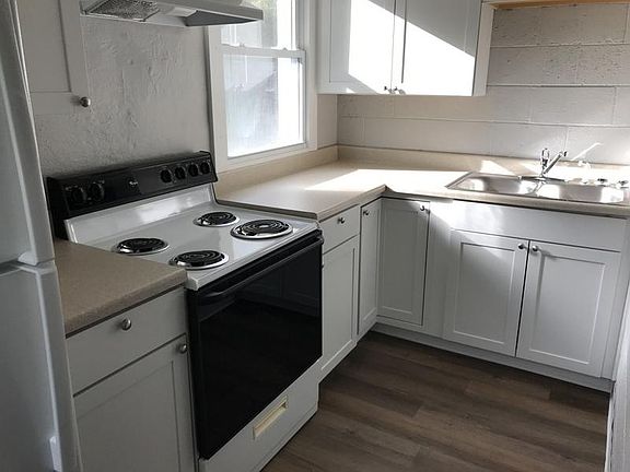 3rd image of 501 Monte Vista Dr APT 1