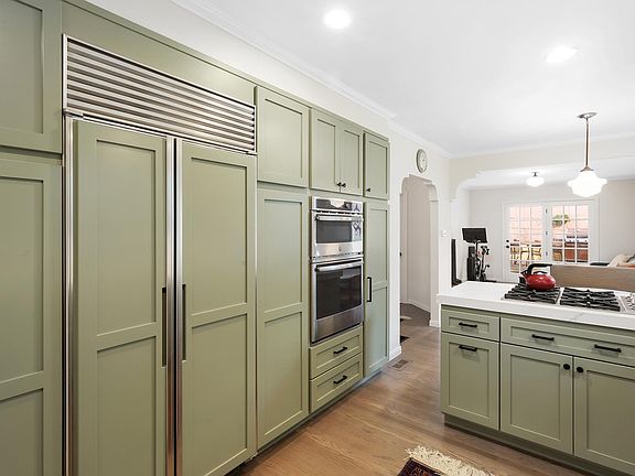 4th image of 2320 Cecilia Ave