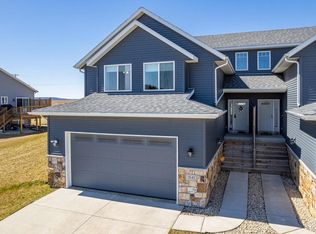 1841 Park View Dr, Baraboo, WI 53913