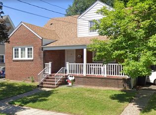 10 Albany Ave FLOOR 2, Nutley, NJ 07110