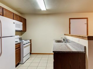 3312 29th St W APT 103, Williston, ND 58801