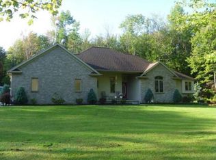 10427 Townline Rd, North East, PA 16428