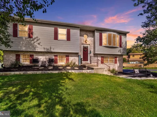 2431 Onyx Rd, York, PA 17408