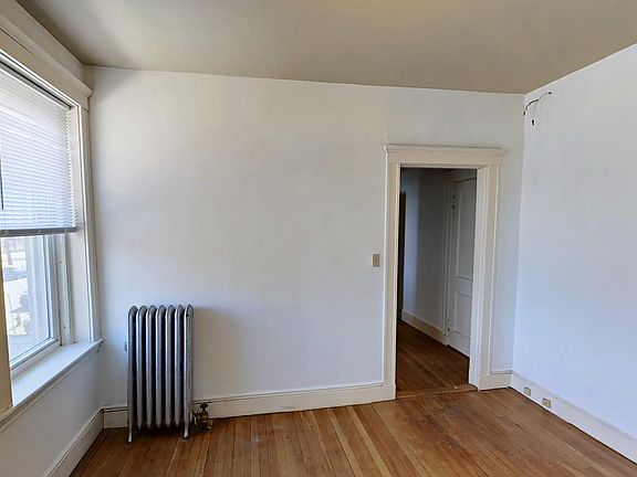 3rd image of 137 Park Dr #47