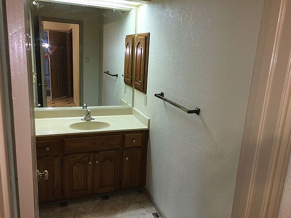 Sink for bedroom 2
