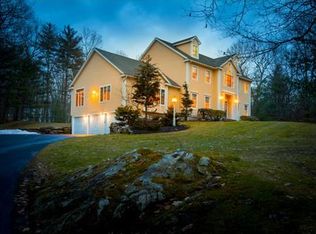 19 Hickory Ln, Boxford, MA 01921