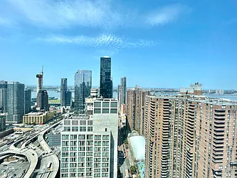 Rented by Addison Property Group