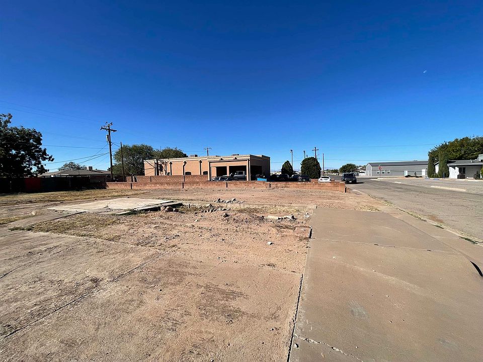 2nd image of 1304 7th St