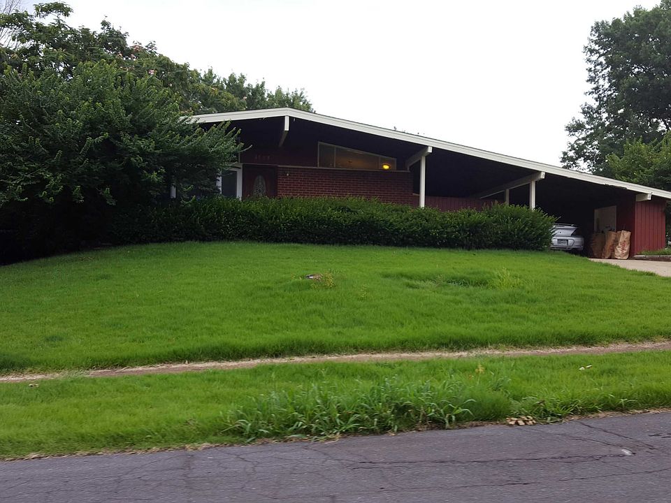 1st image of 2685 Suffolk Pl