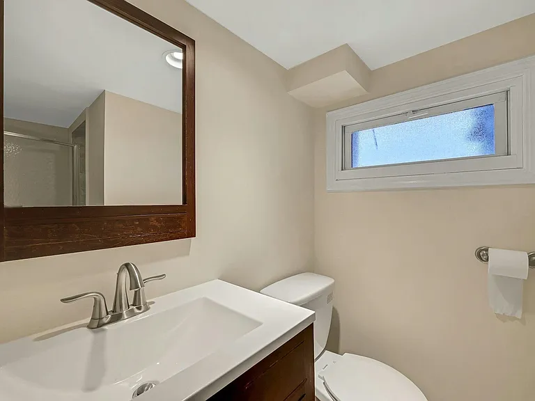 126 Huber St — Photo 24