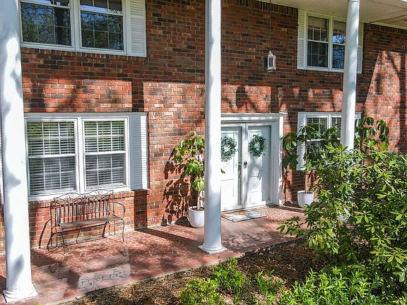 4th image of 3601 Woodland Dr NW