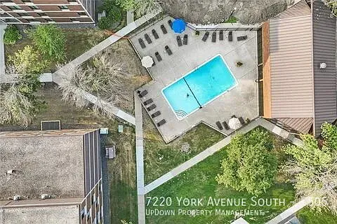 7220 York Ave S #505 — Photo 27