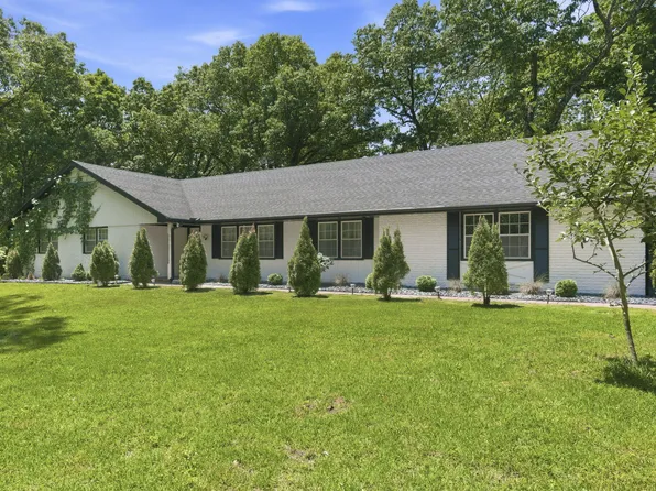 2352 S Valley View Lane, Springfield, MO 65809