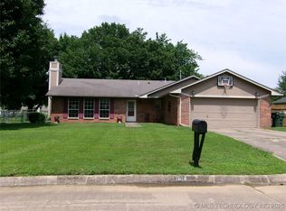 1614 Beaver Rd, Muskogee, OK 74403