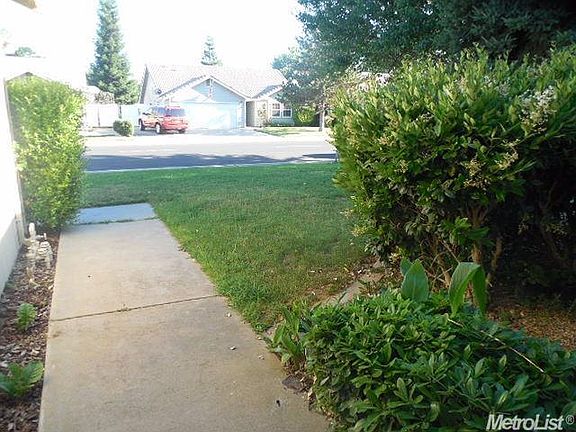 4th image of 849 River Bluff Dr