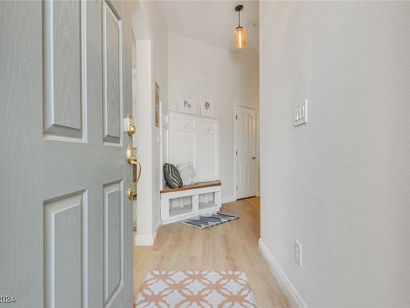 4th image of 745 Picasso Picture Ct