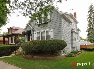6830 30th Pl, Berwyn, IL 60402