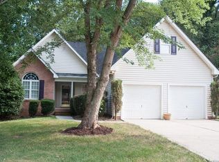 4301 Stonefield Dr #18, Charlotte, NC 28269