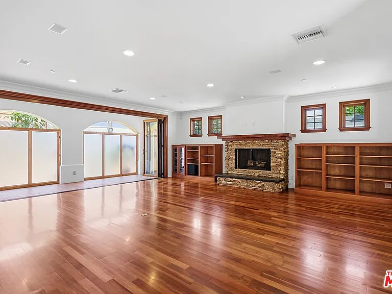4129 Wade St — Photo 12