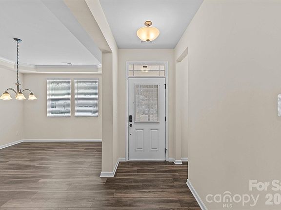 4th image of 7512 Meridale Forest Dr