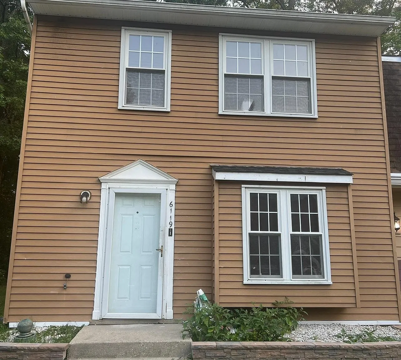 6119 Hil Mar Dr — Photo 3