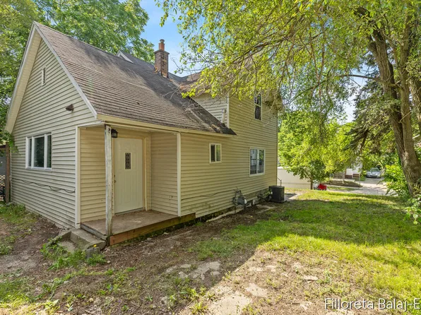 1115 Baxter St SE, Grand Rapids, MI 49506