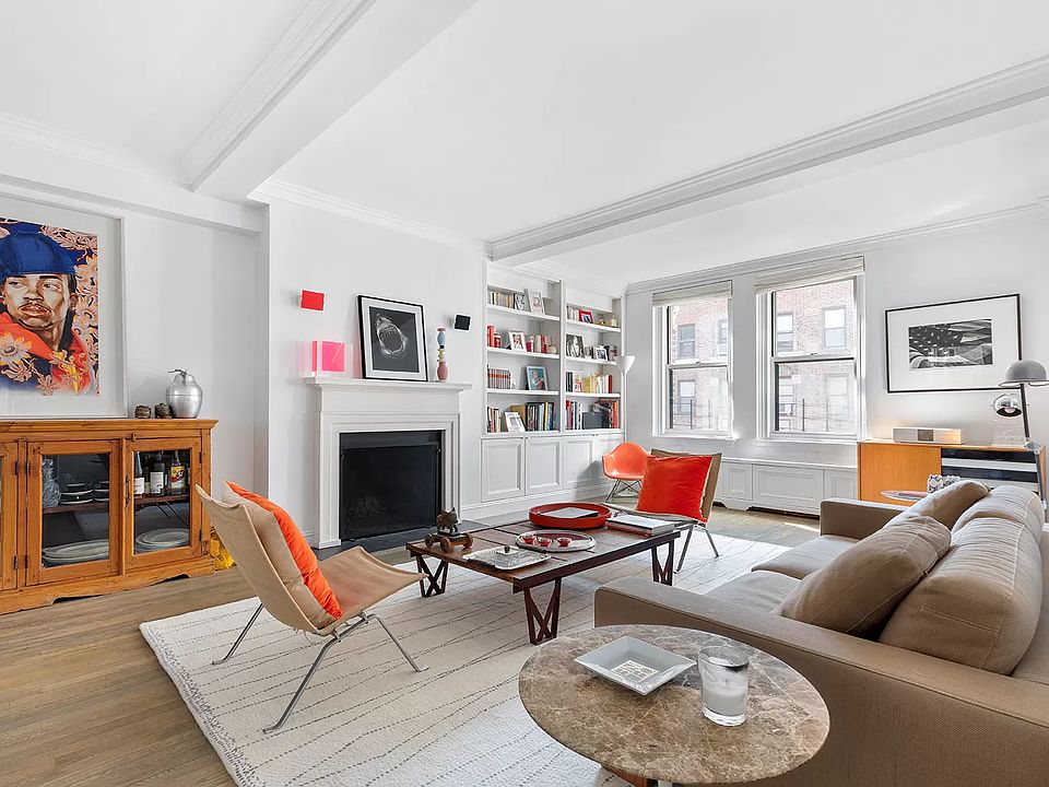 1st image of 215 E 73rd St #9C