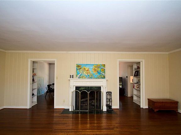 4th image of 3831 Winslow Dr