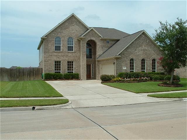 1st image of 4503 Lakefront Terrace Dr