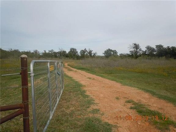 2nd image of 212 Klaus Ln