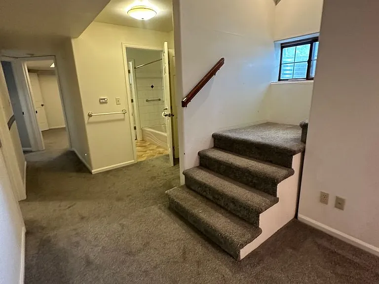 1032 W Pikes Peak Ave — Photo 17