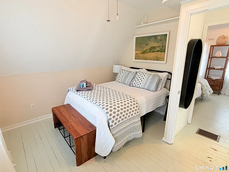 19 Willow St — Photo 11