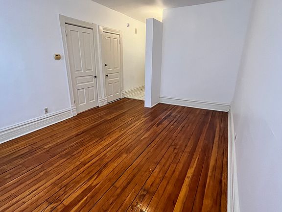 3rd image of 3455 N Hoyne Ave APT 2F