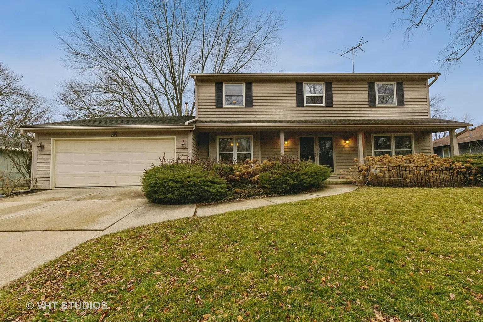 1014 Dover Ct photo 1