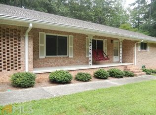 62 Pine Valley Dr, Toccoa, GA 30577