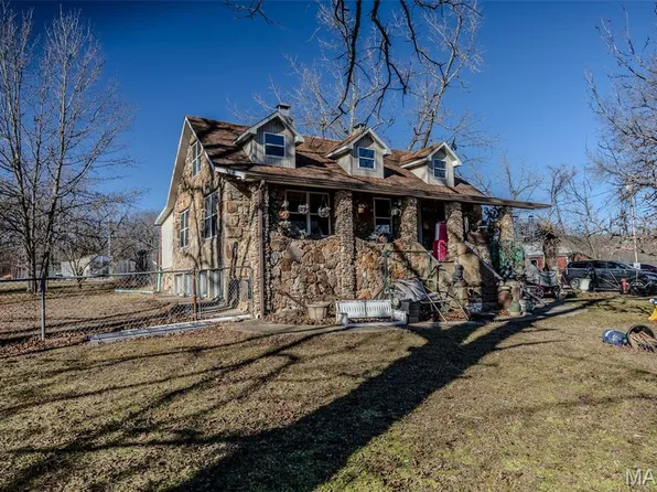 30635 Marigold Dr, Lebanon, MO 65536