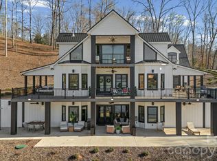 587 Carolina Dr, Troy, NC 27371