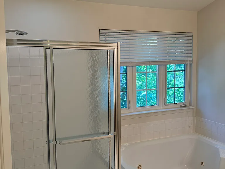 2743 Manhattan Pl — Photo 42