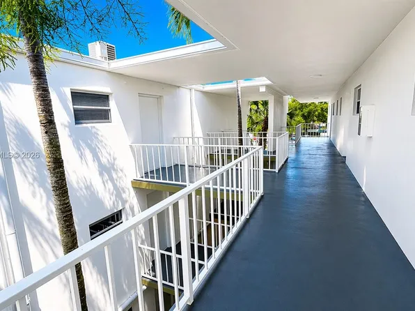 4255 N University Dr, Fort Lauderdale, FL