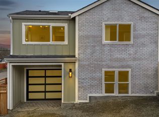 2115 SW Thistle St, Seattle, WA 98106