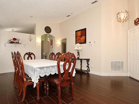 3rd image of 4824 Aguila Pl