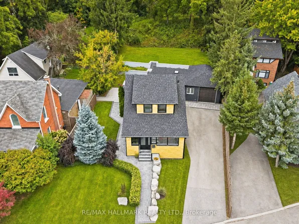 196 Wallace St, Vaughan, ON L4L 2P5