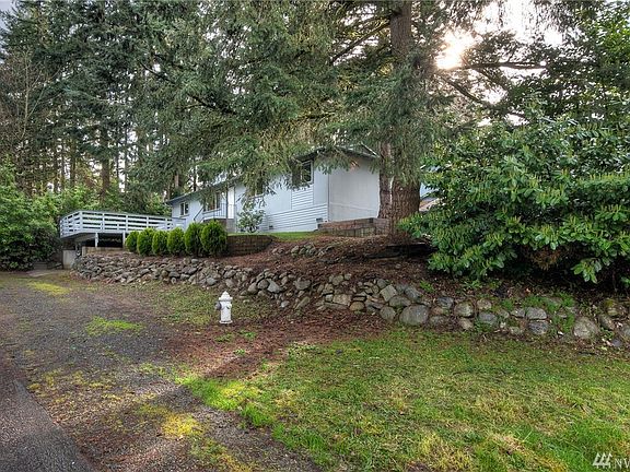 2nd image of 5802 190th Ave E