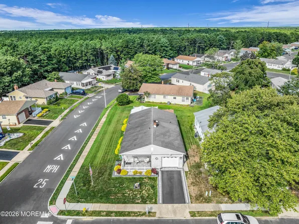38 Fontana Street, Toms River, NJ 08757