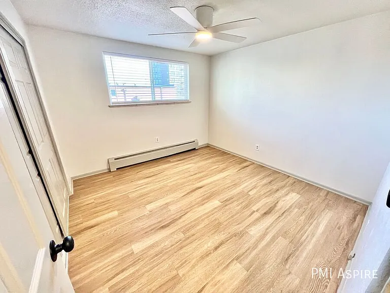 1540 N Raleigh St #103 — Photo 44
