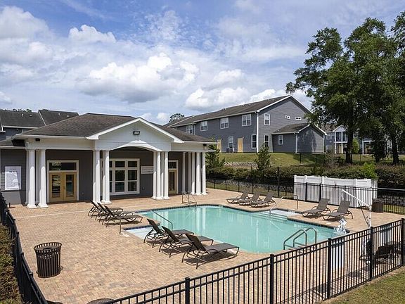 3rd image of 1605 Baldwin Park Dr #1605
