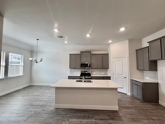4th image of 4175 Beamer Dr