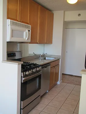 Rented by CityView Real Estate Inc. | media 15